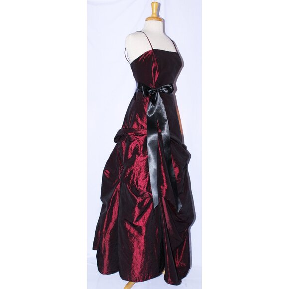 Poly USA Floor Length Crushed Taffeta Prom or Ball Gown-Size L-BURGUNDY-NWT - Picture 3 of 5